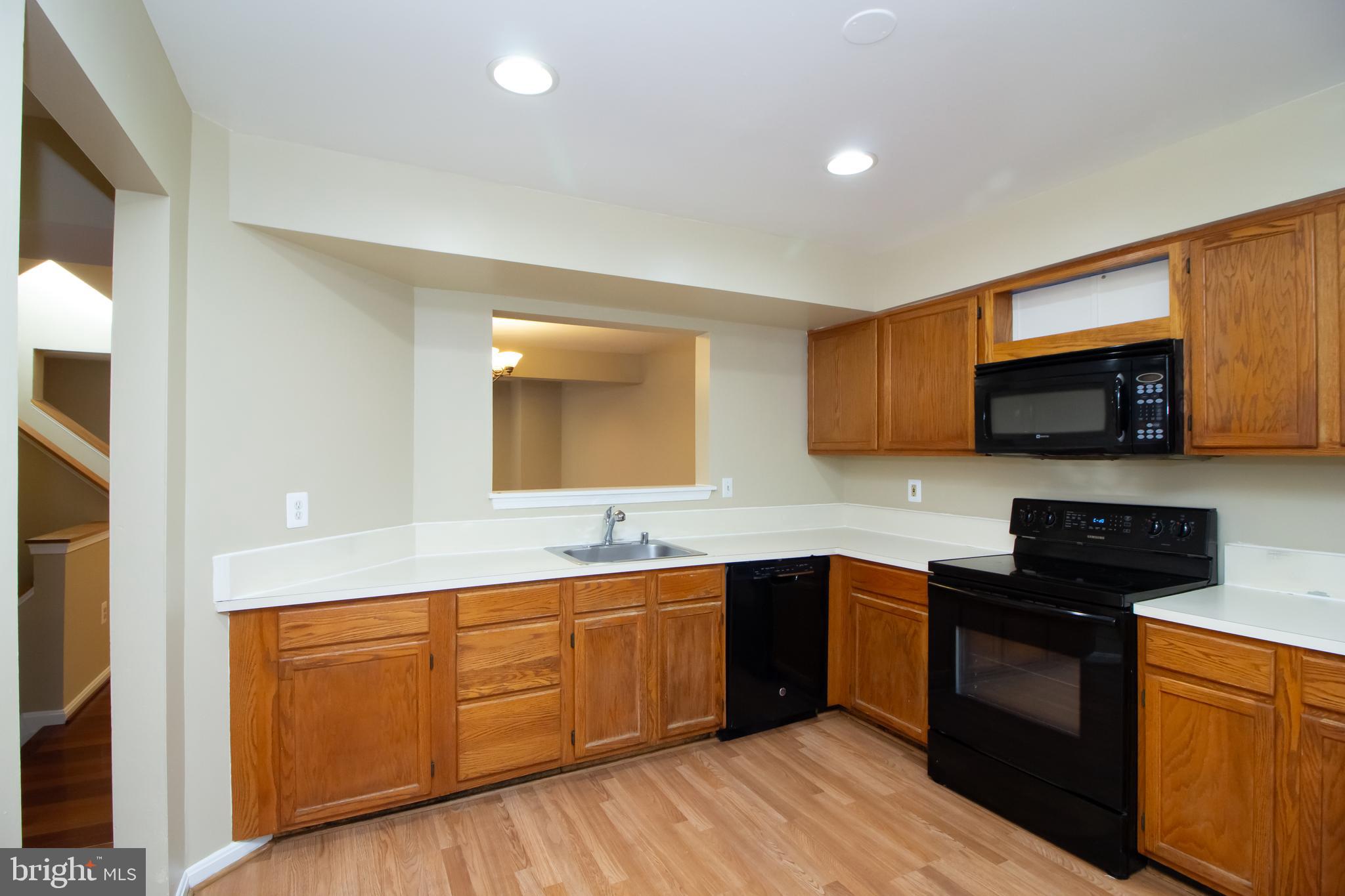 TOLL HOUSE - Residential