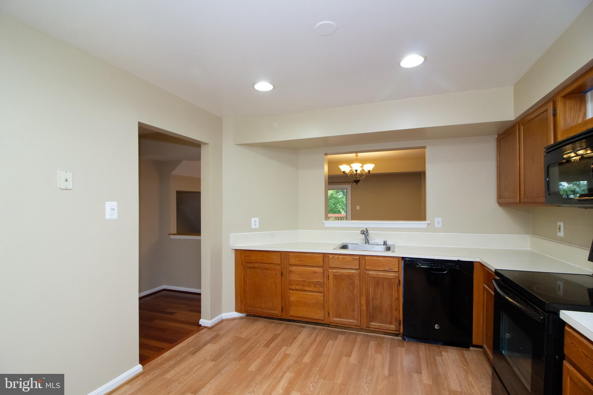 TOLL HOUSE - Residential