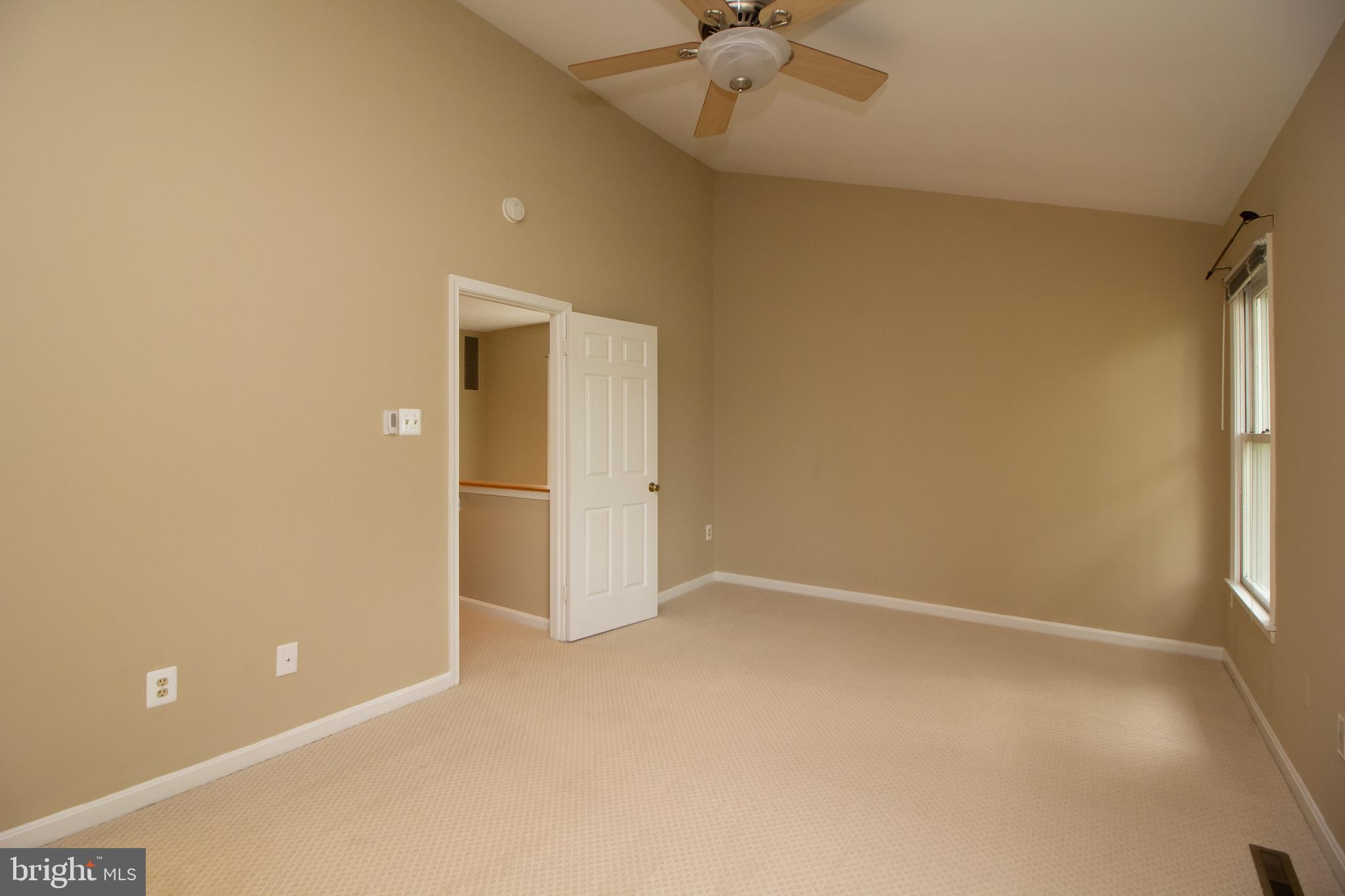 TOLL HOUSE - Residential