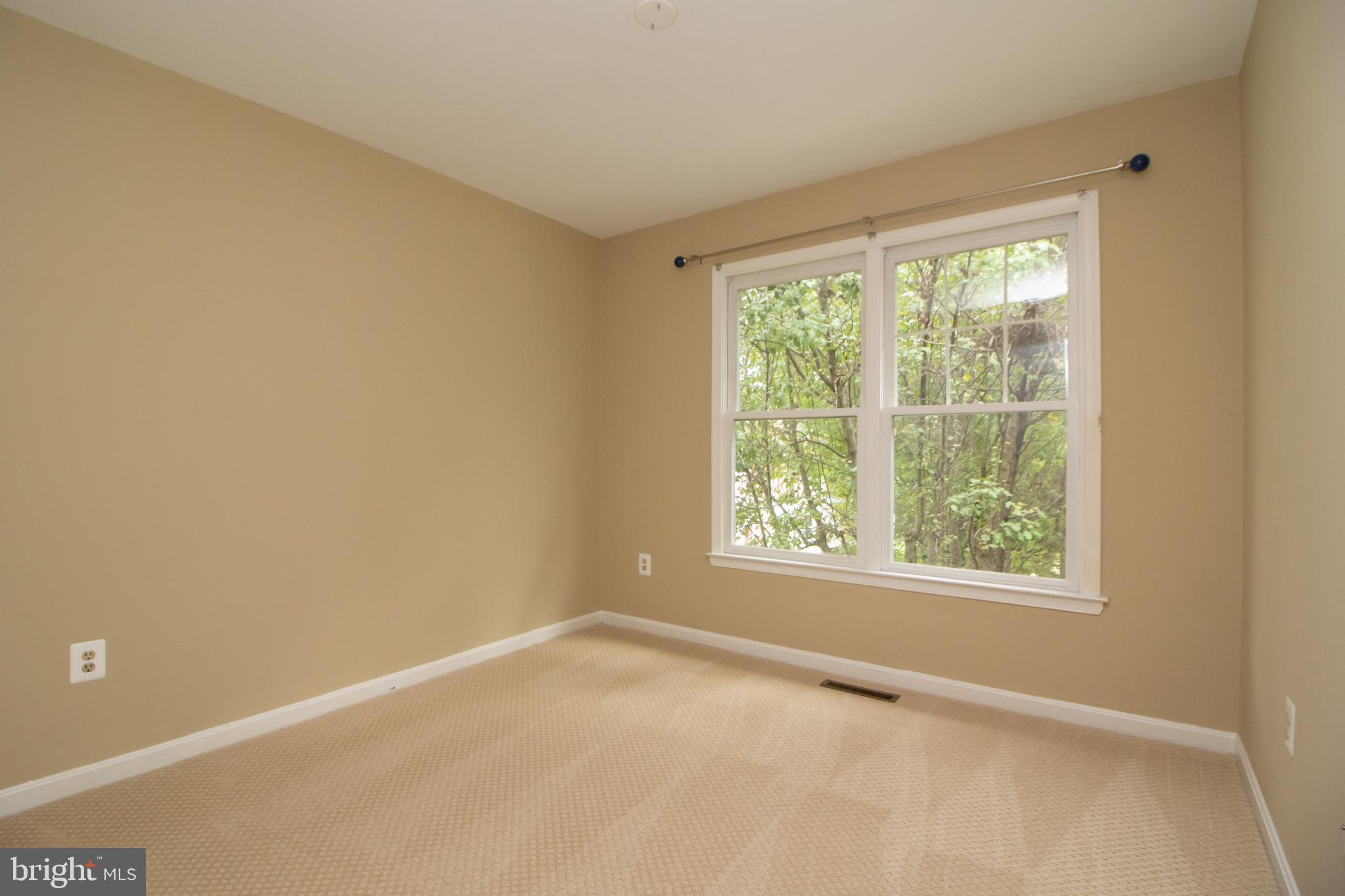 TOLL HOUSE - Residential