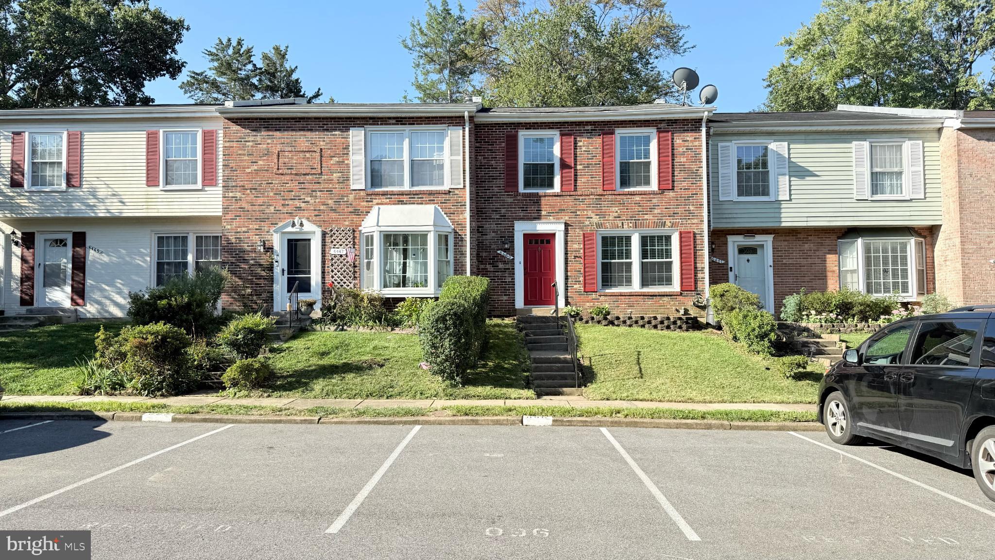 6469 ROCKSHIRE COURT