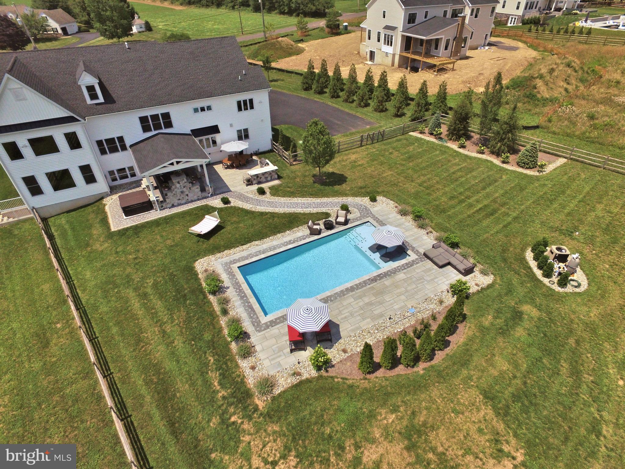 THE VINEYARD - Residential