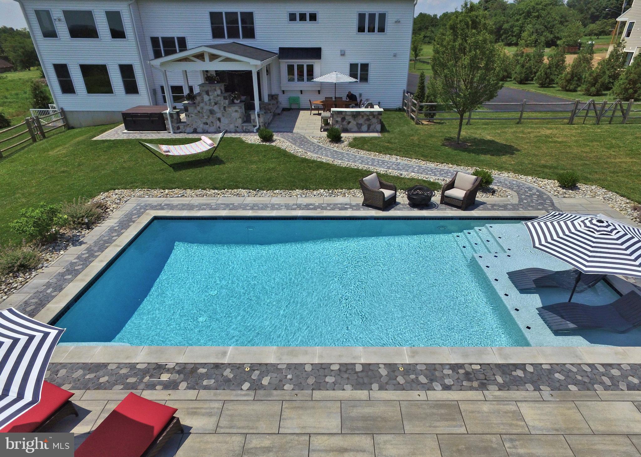 THE VINEYARD - Residential