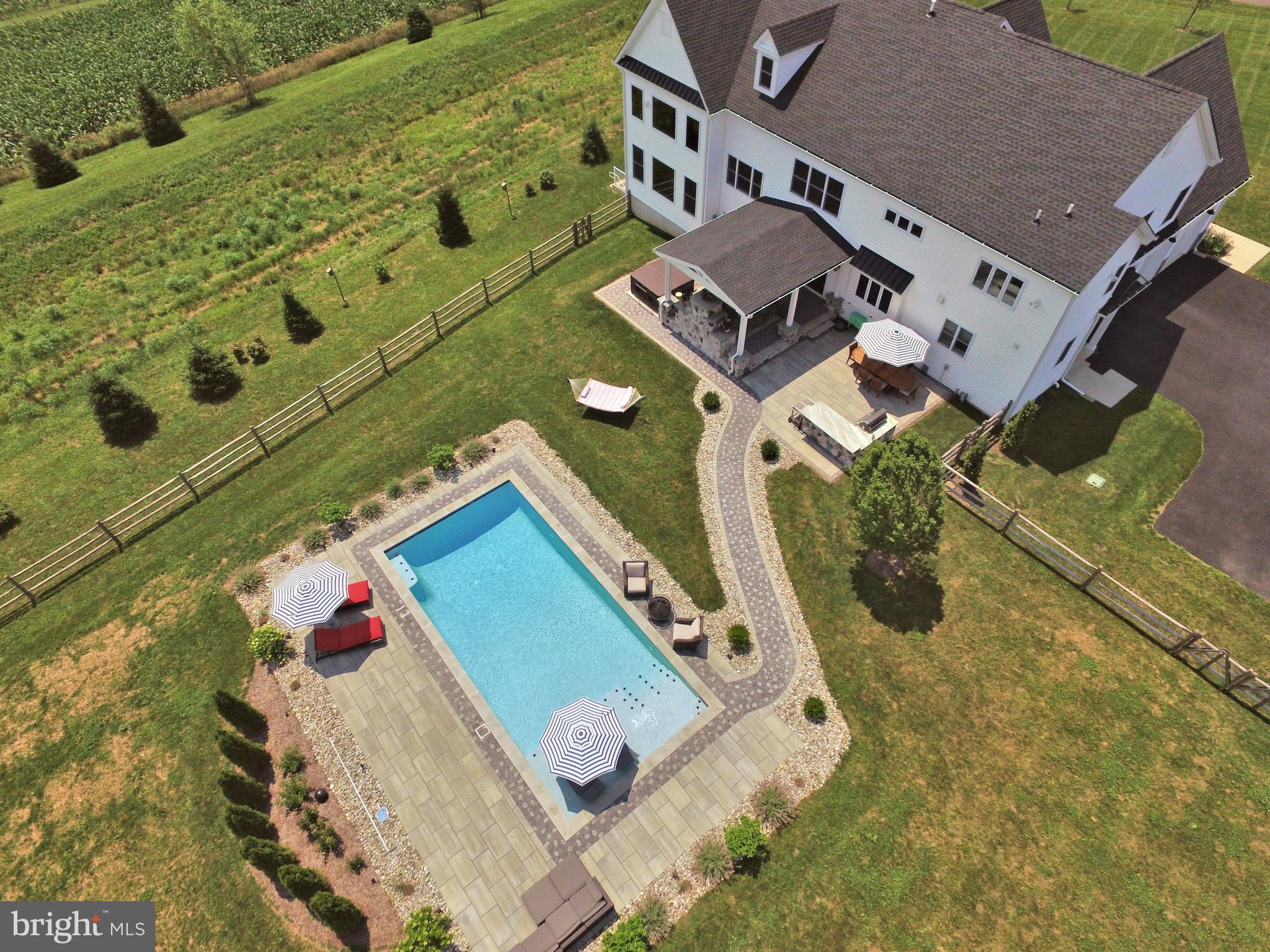 THE VINEYARD - Residential