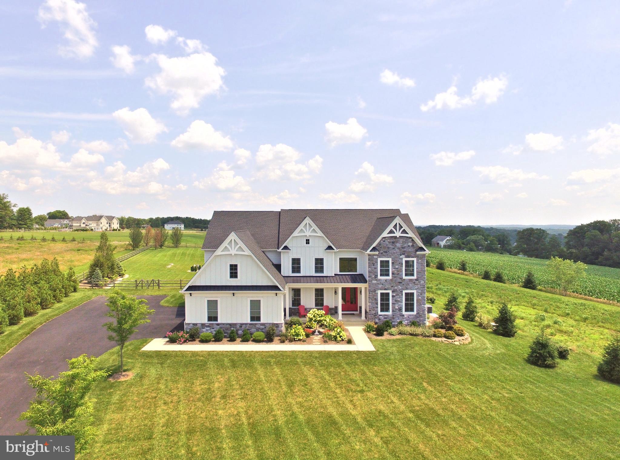 THE VINEYARD - Residential