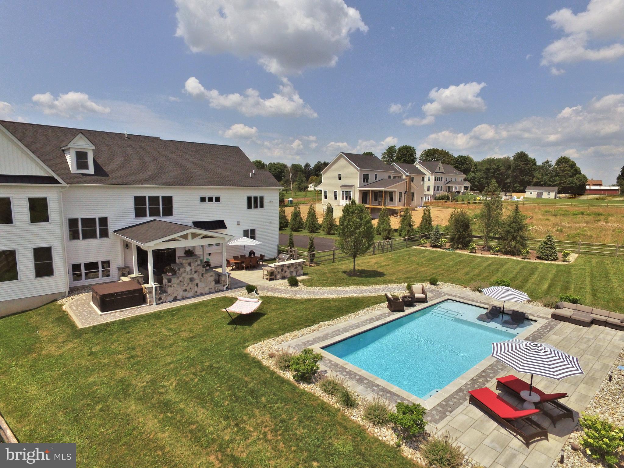 THE VINEYARD - Residential