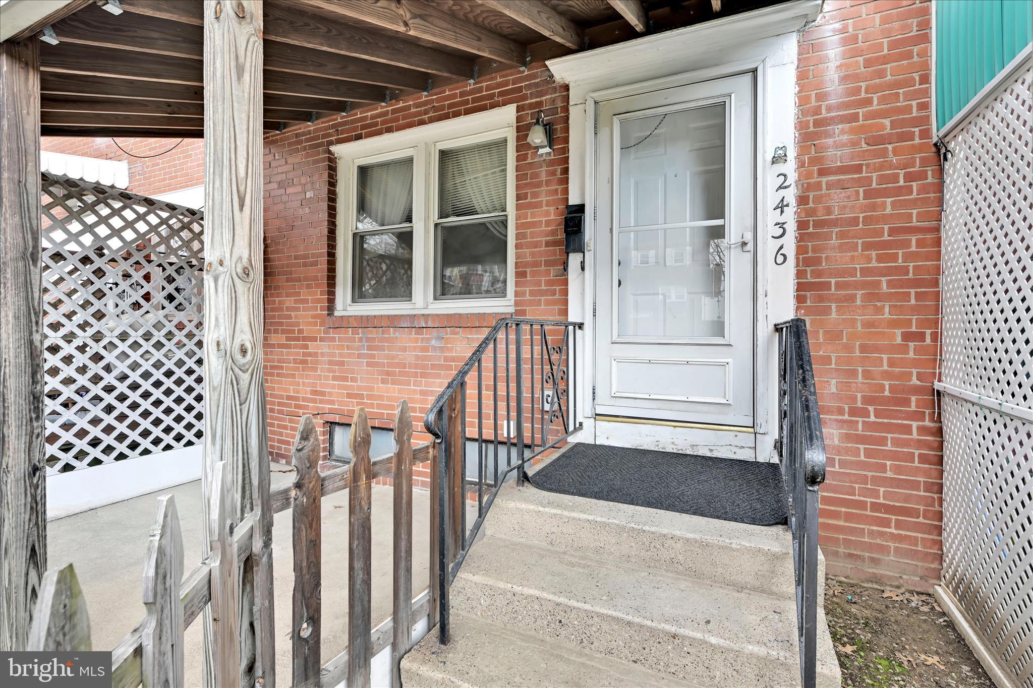 2436 BERRYHILL STREET