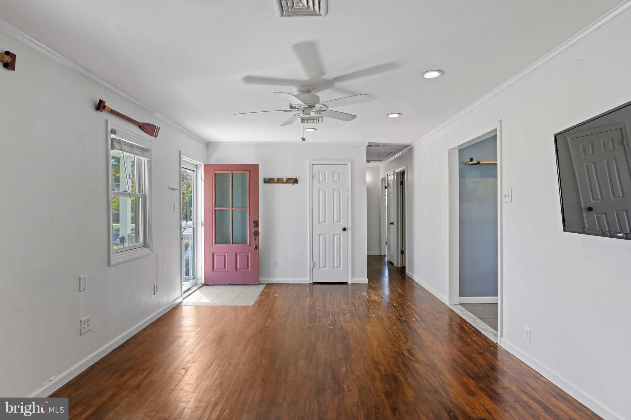 19 5TH AVENUE S