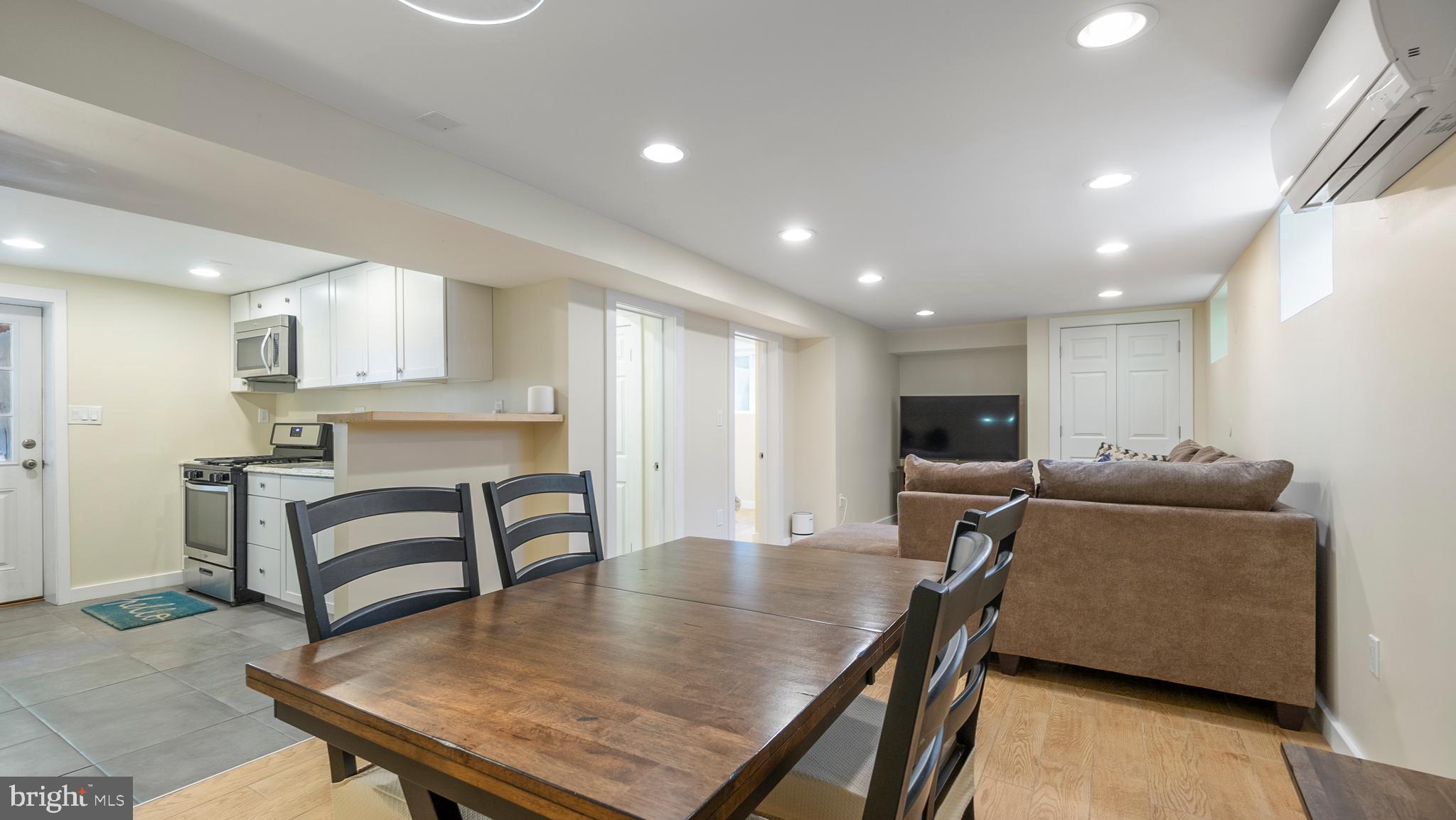 HUNTINGTON TERRACE - Residential