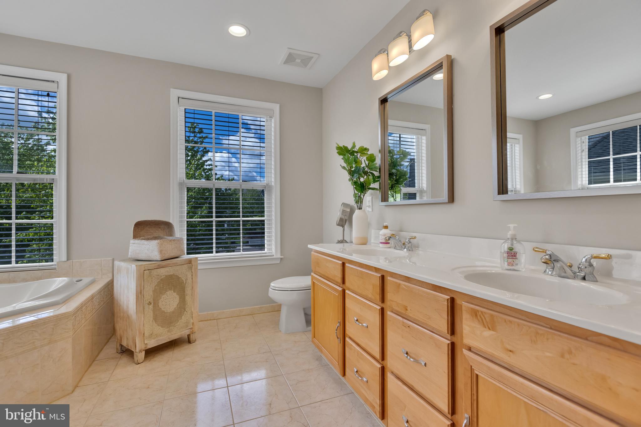 WILTSHIRE WALK - Residential