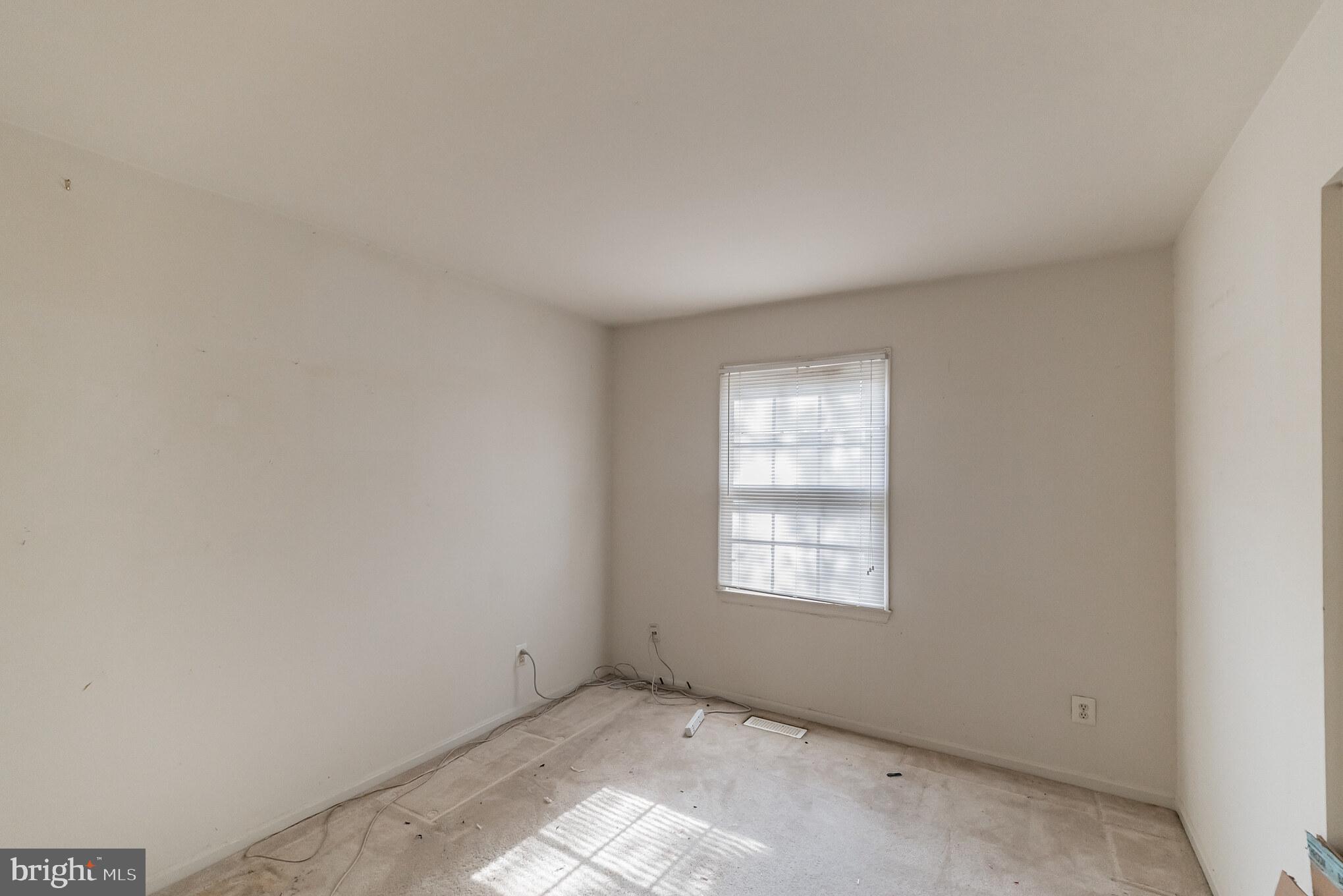 COUNTRY CREEK - Residential