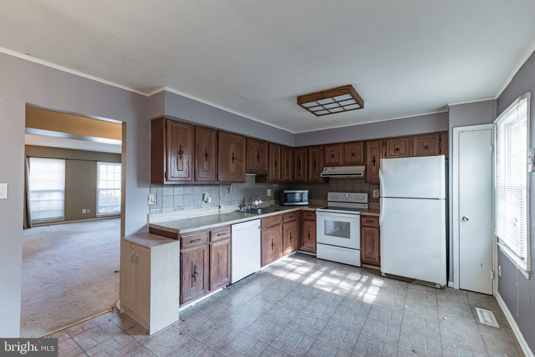 COUNTRY CREEK - Residential