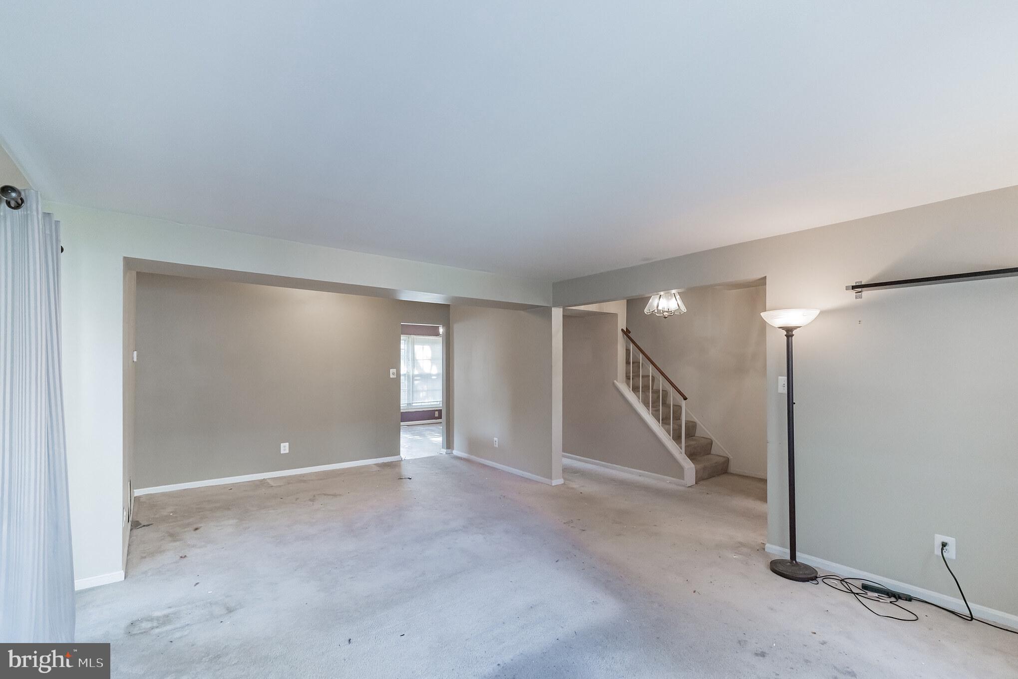 COUNTRY CREEK - Residential