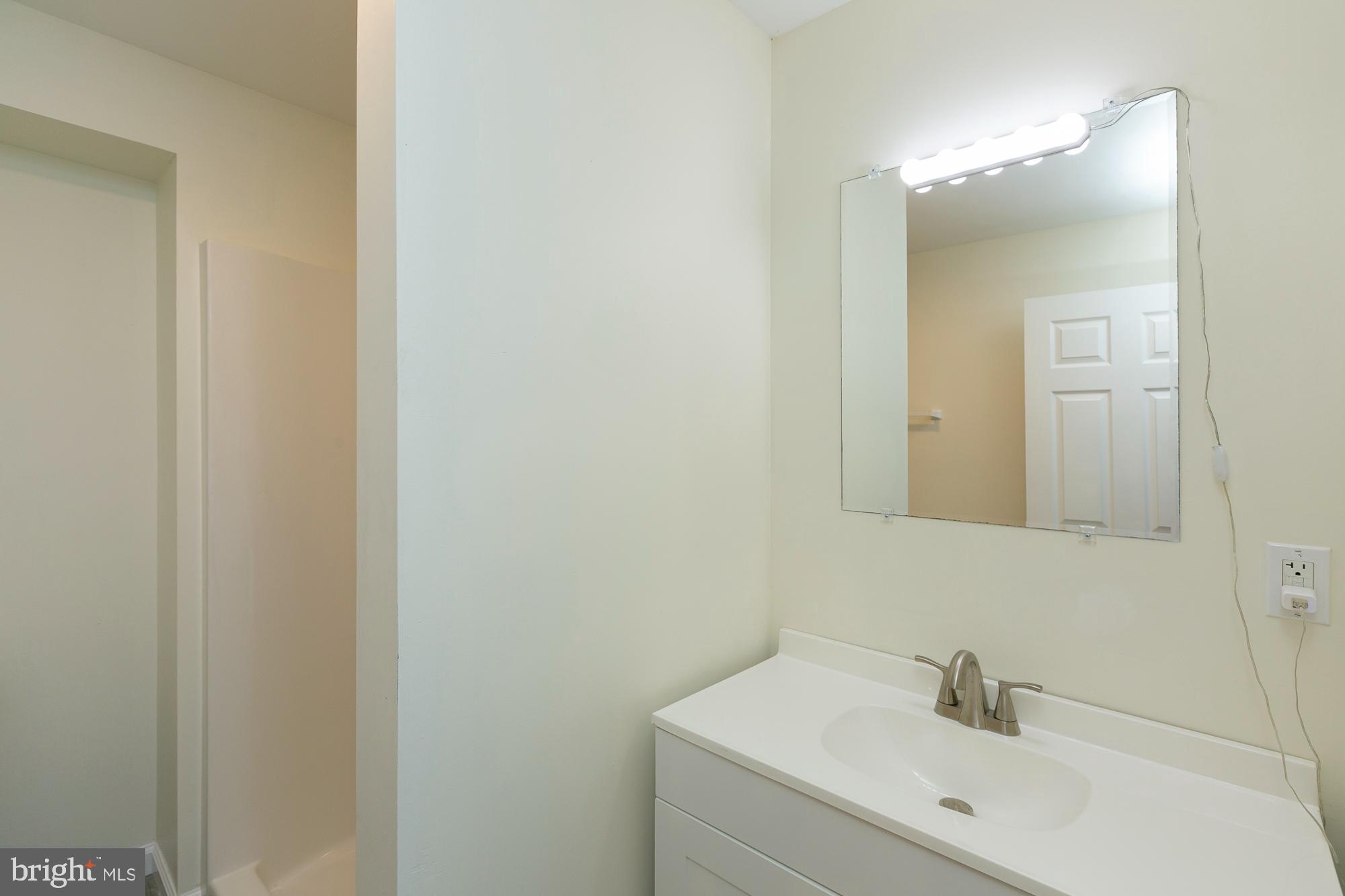 GLENWOOD FOREST - Residential