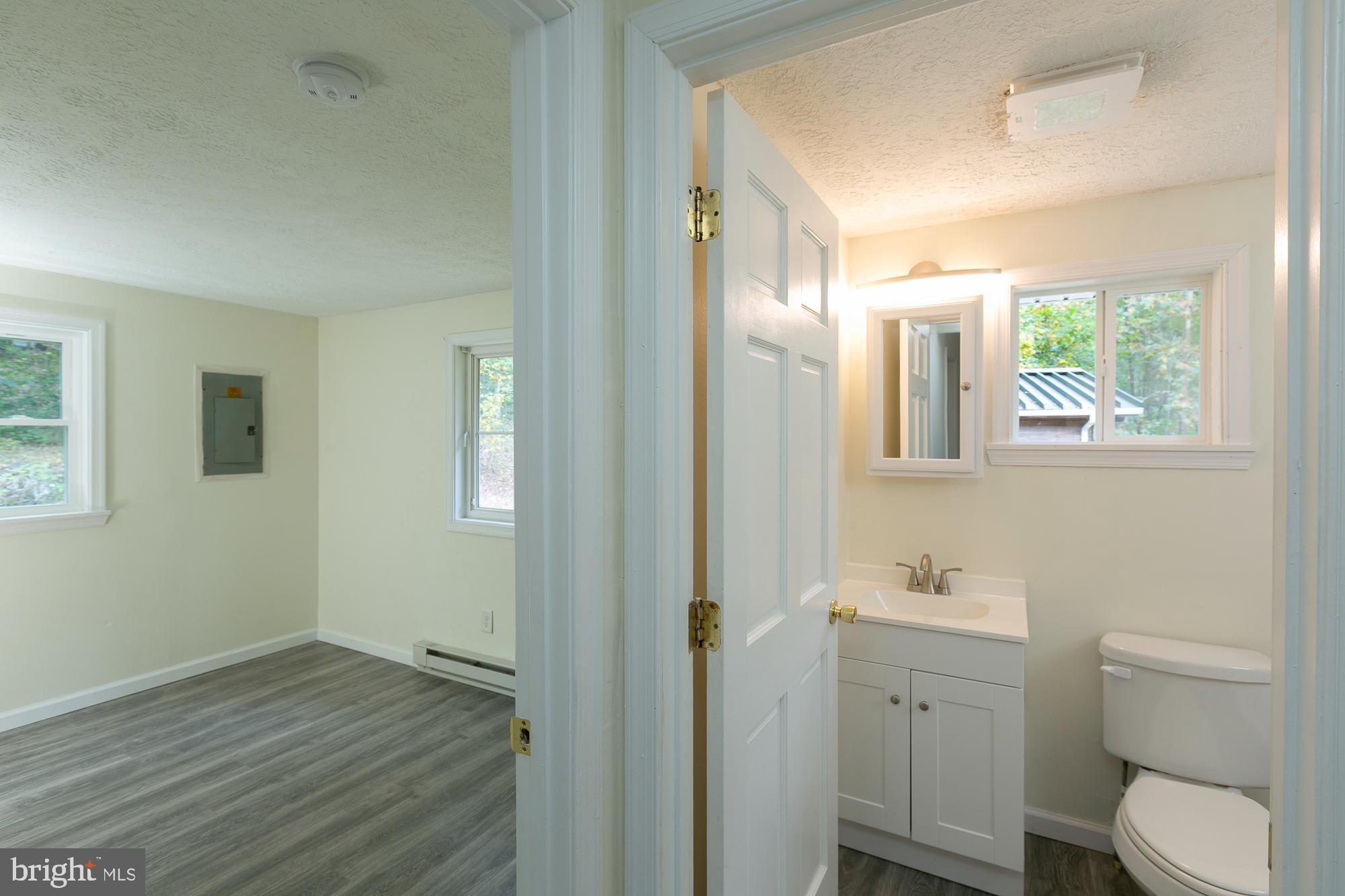 GLENWOOD FOREST - Residential