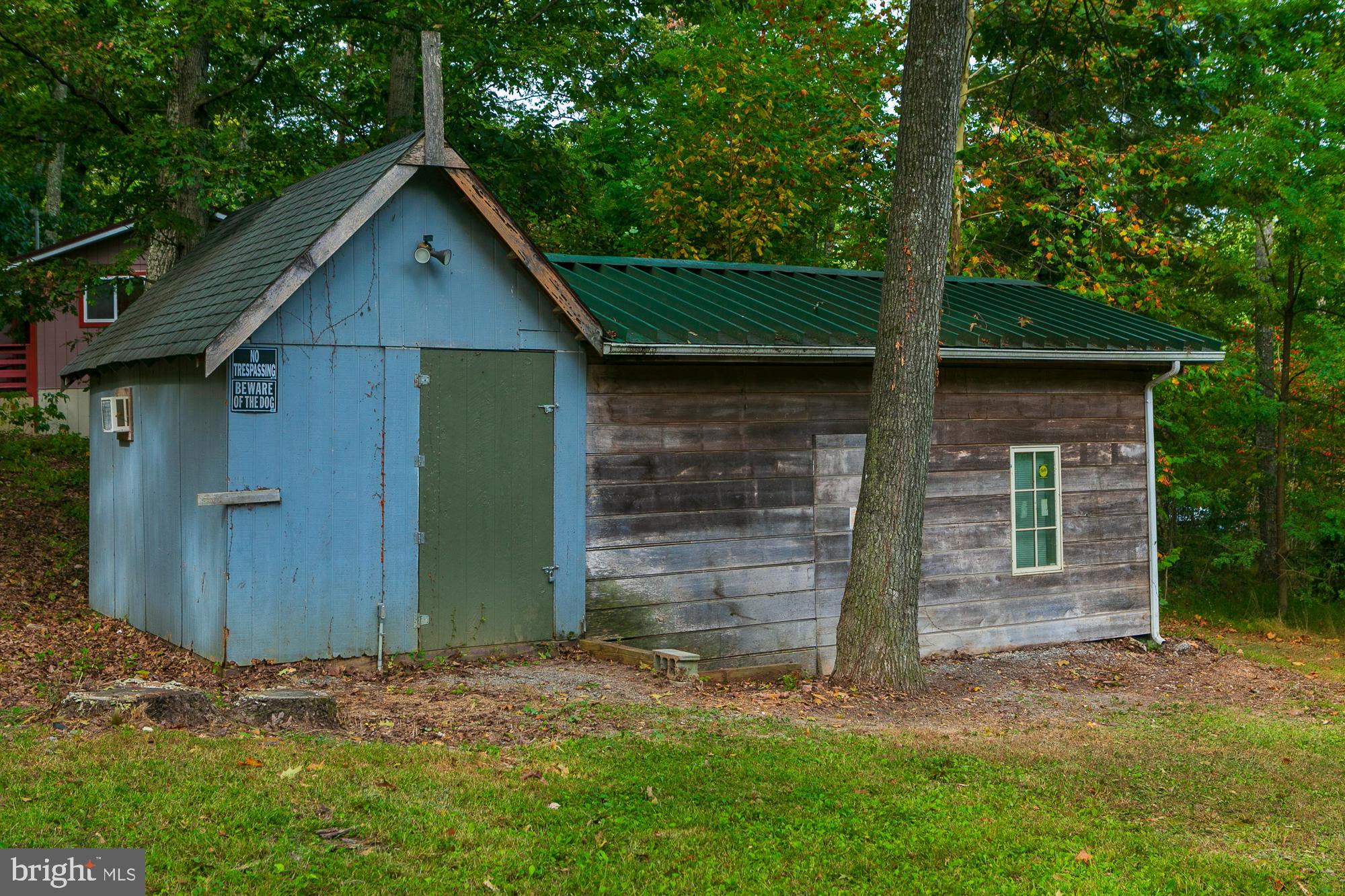 GLENWOOD FOREST - Residential