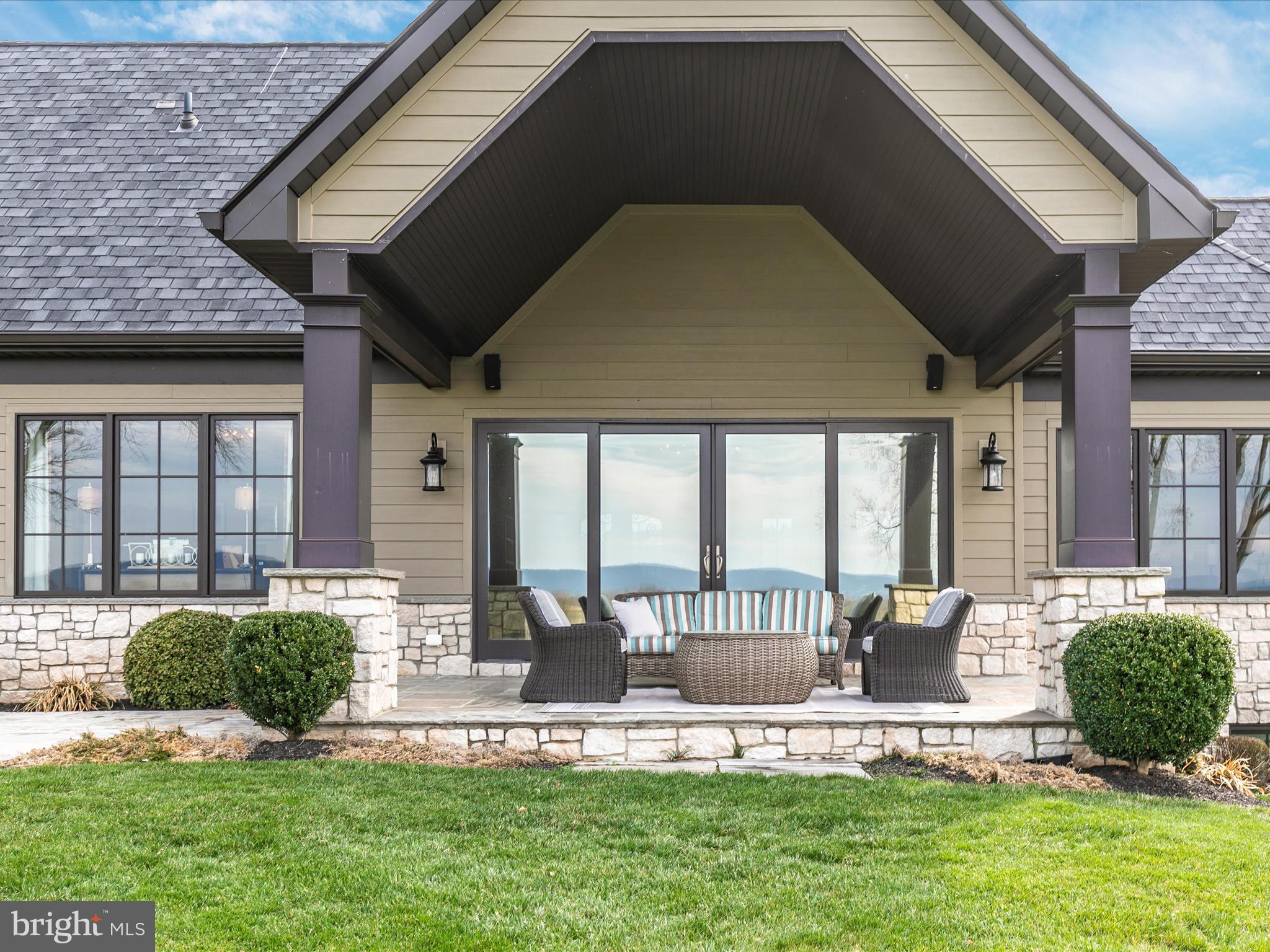 DEER SPRING FARMS - Residential