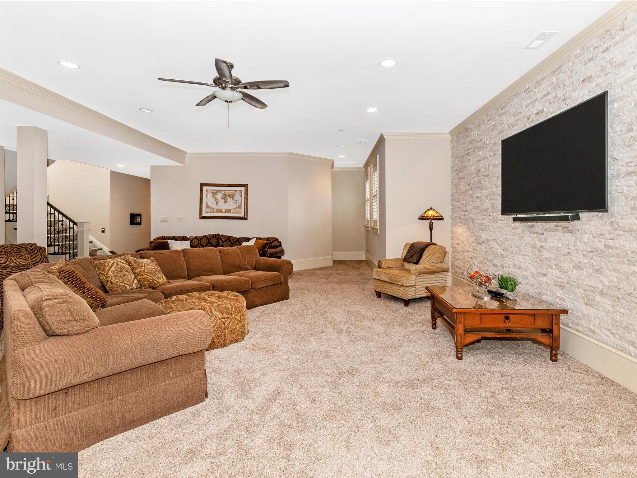 DEER SPRING FARMS - Residential