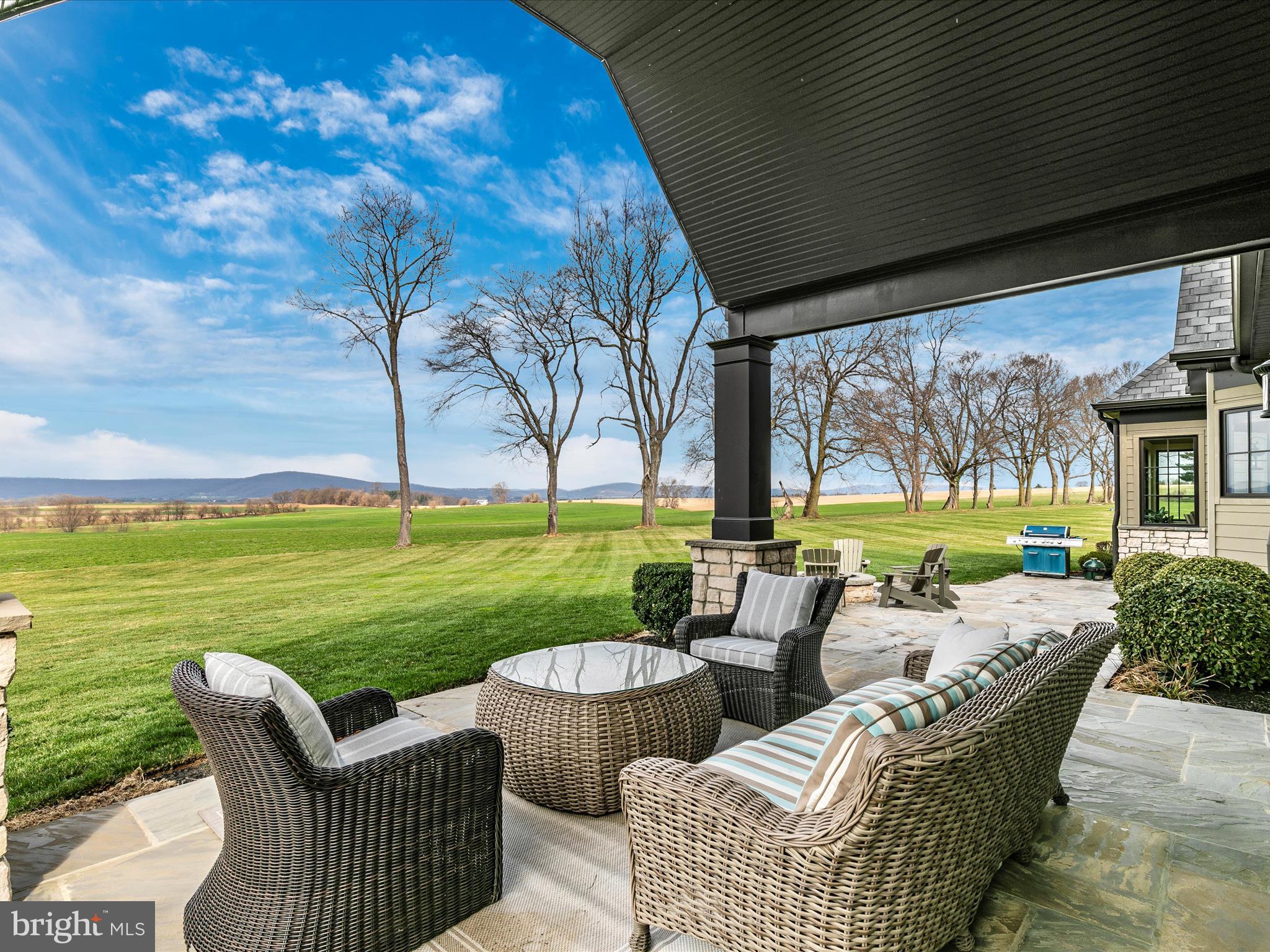 DEER SPRING FARMS - Residential