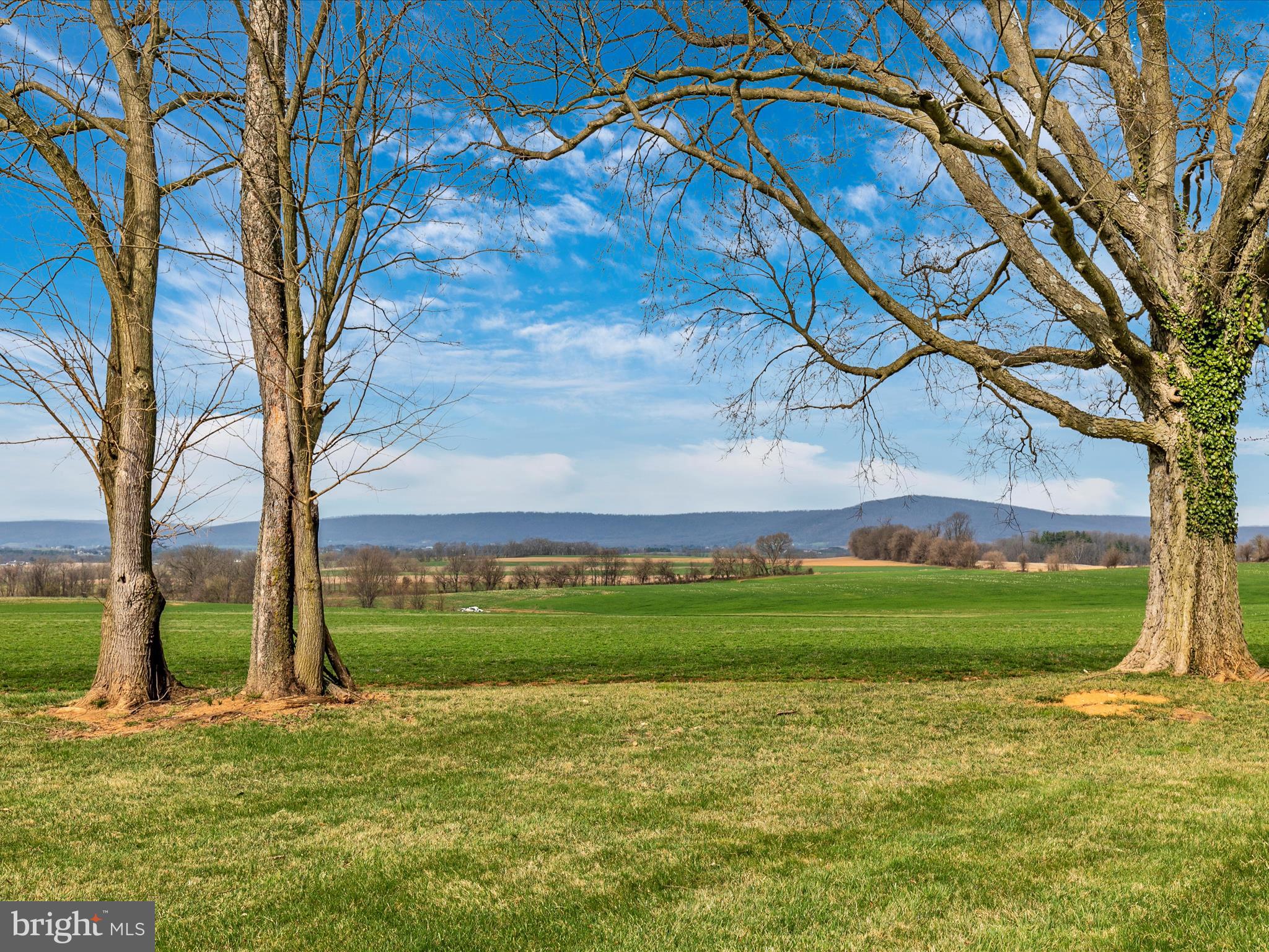 DEER SPRING FARMS - Residential