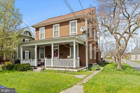 Photo of 259 Broad Street, Landisville, PA 17538 (MLS # PALA2055082)