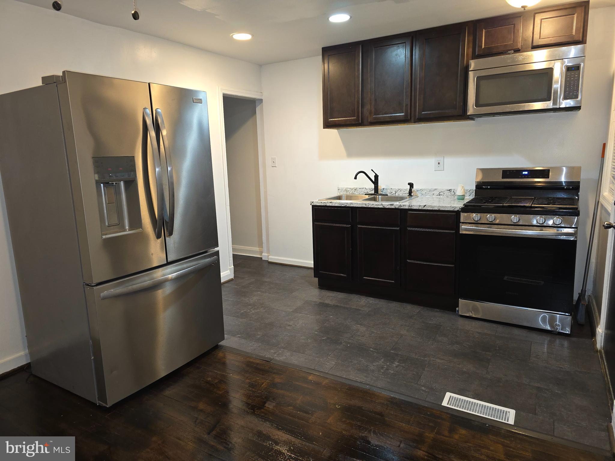 BELAIR-EDISON - Residential