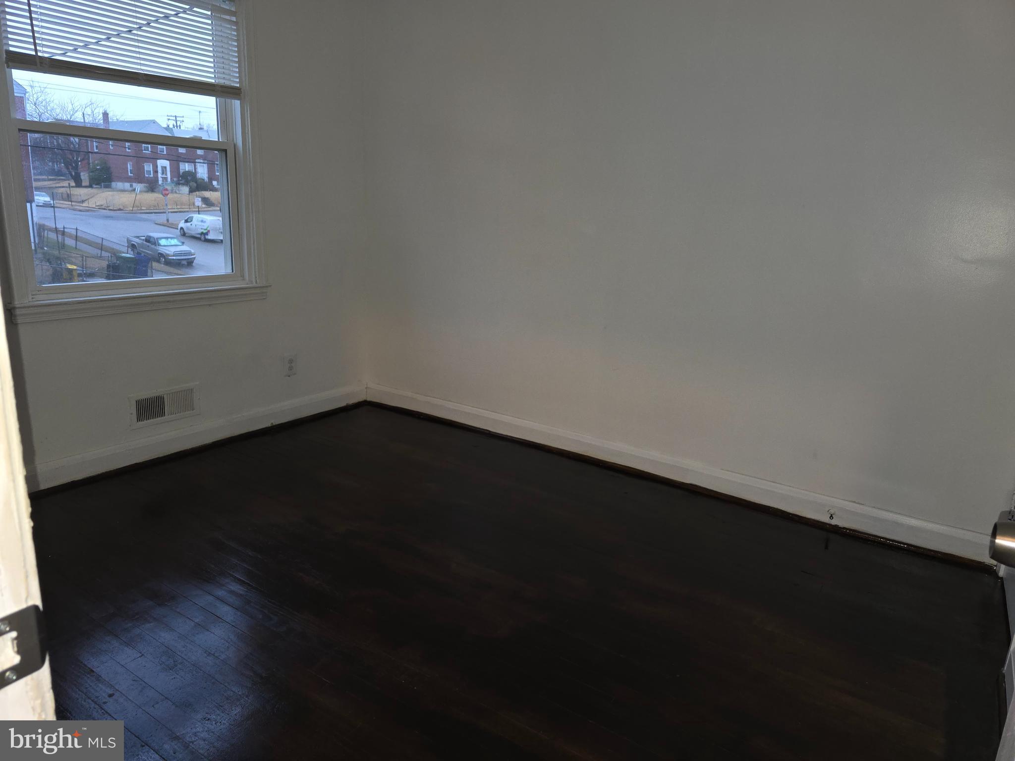 BELAIR-EDISON - Residential