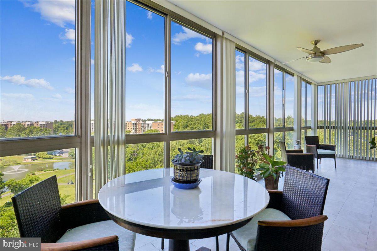 LEISURE WORLD - Residential