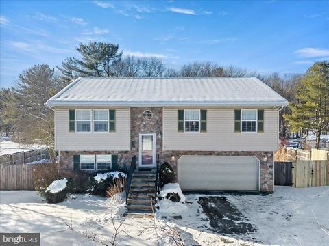 260 FOREST INN ROAD LEHIGHTON PA 18235