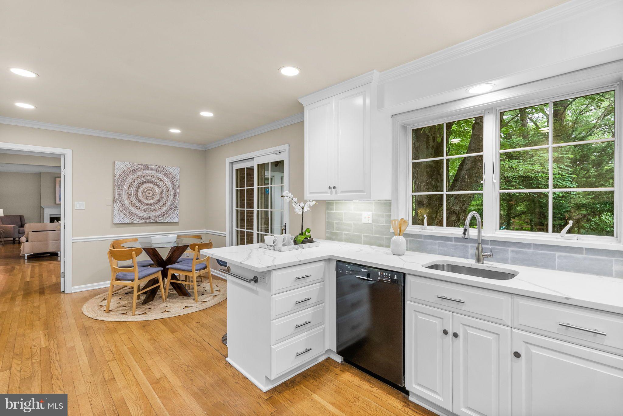 FALLS ORCHARD - Residential