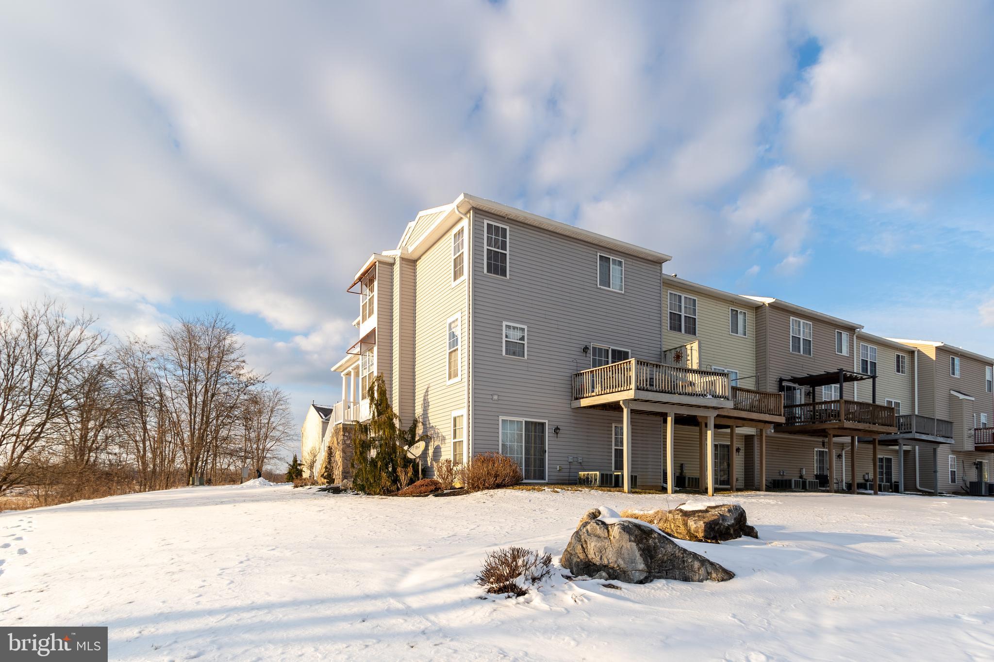 BROOK MEADOW - Residential