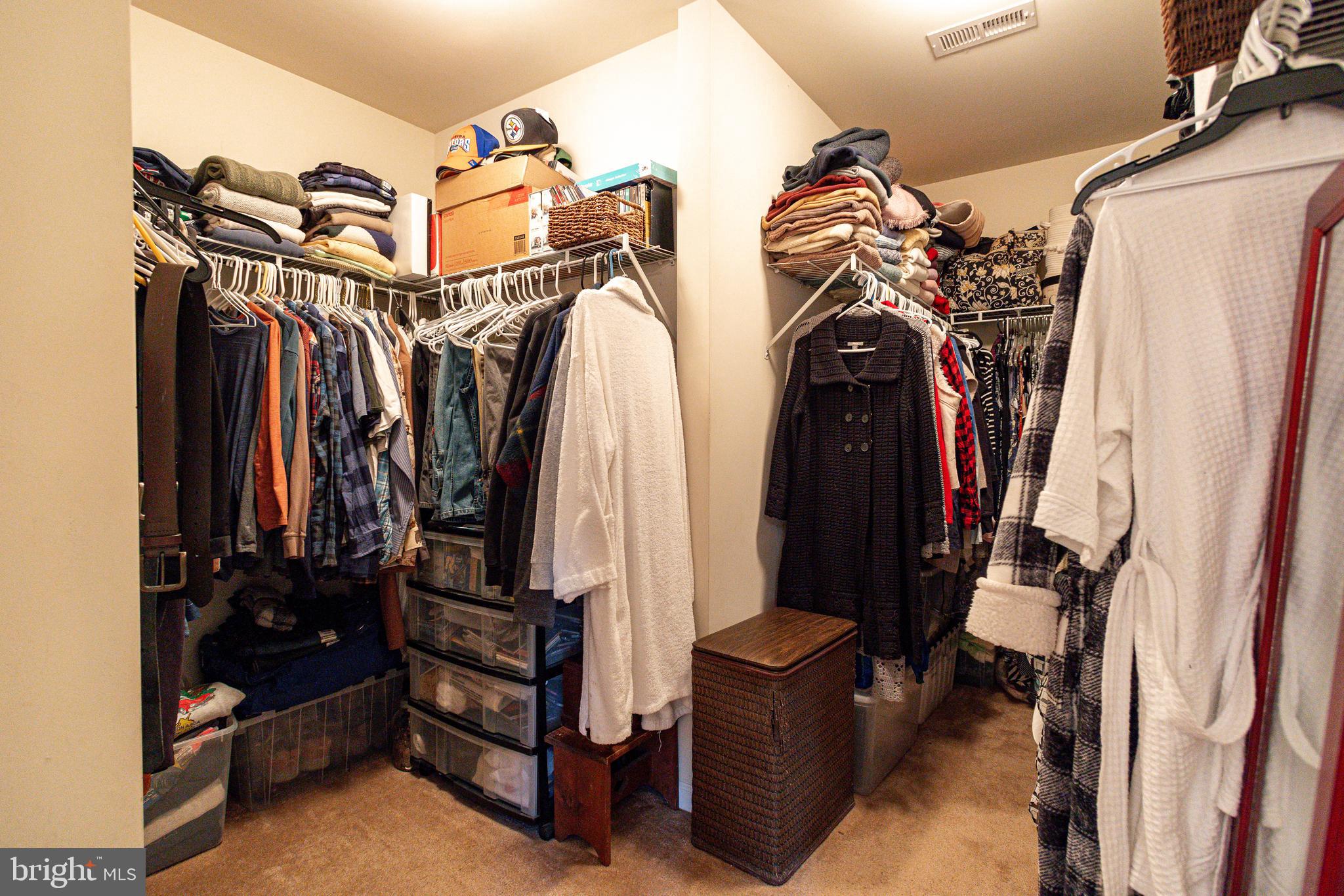 BROOK MEADOW - Residential