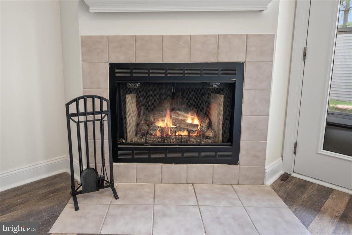 WATERS EDGE - Residential