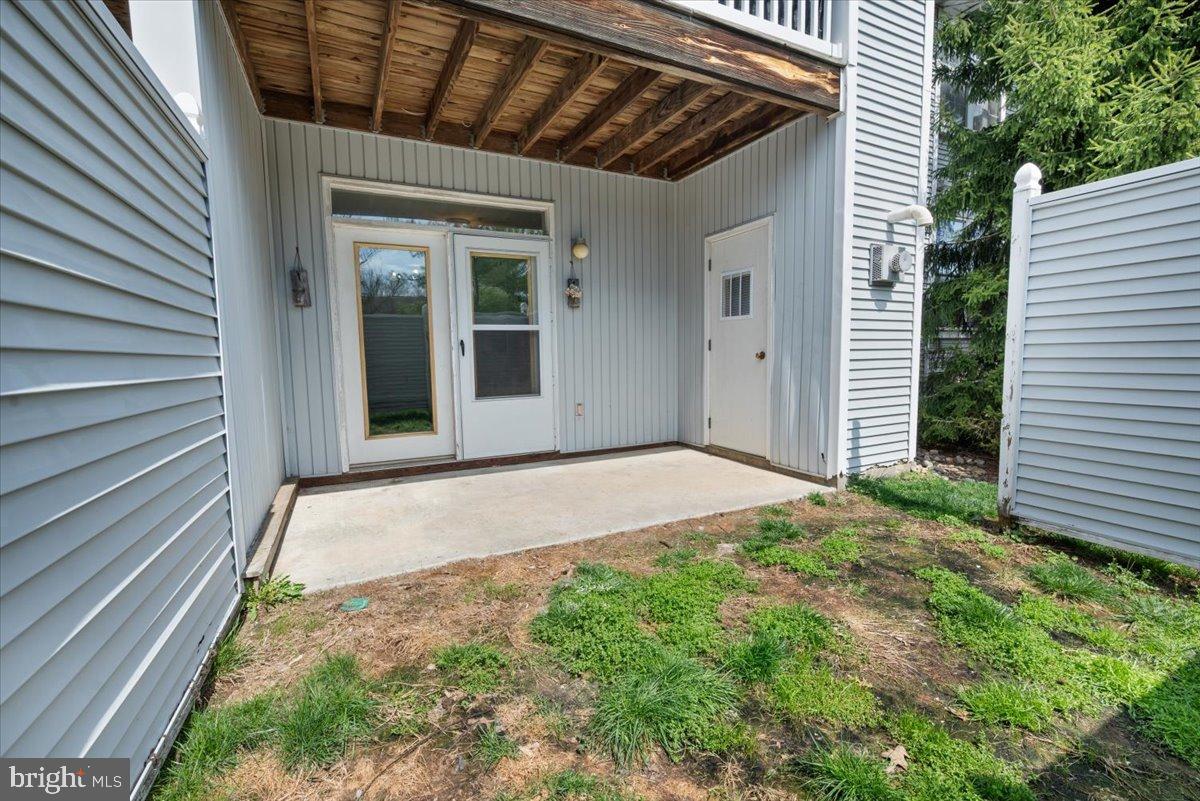 WATERS EDGE - Residential