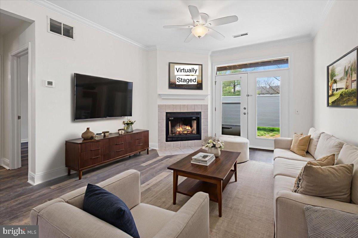 WATERS EDGE - Residential