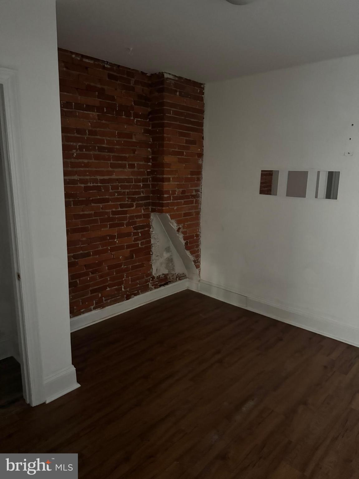 FAIRMOUNT - Residential Lease