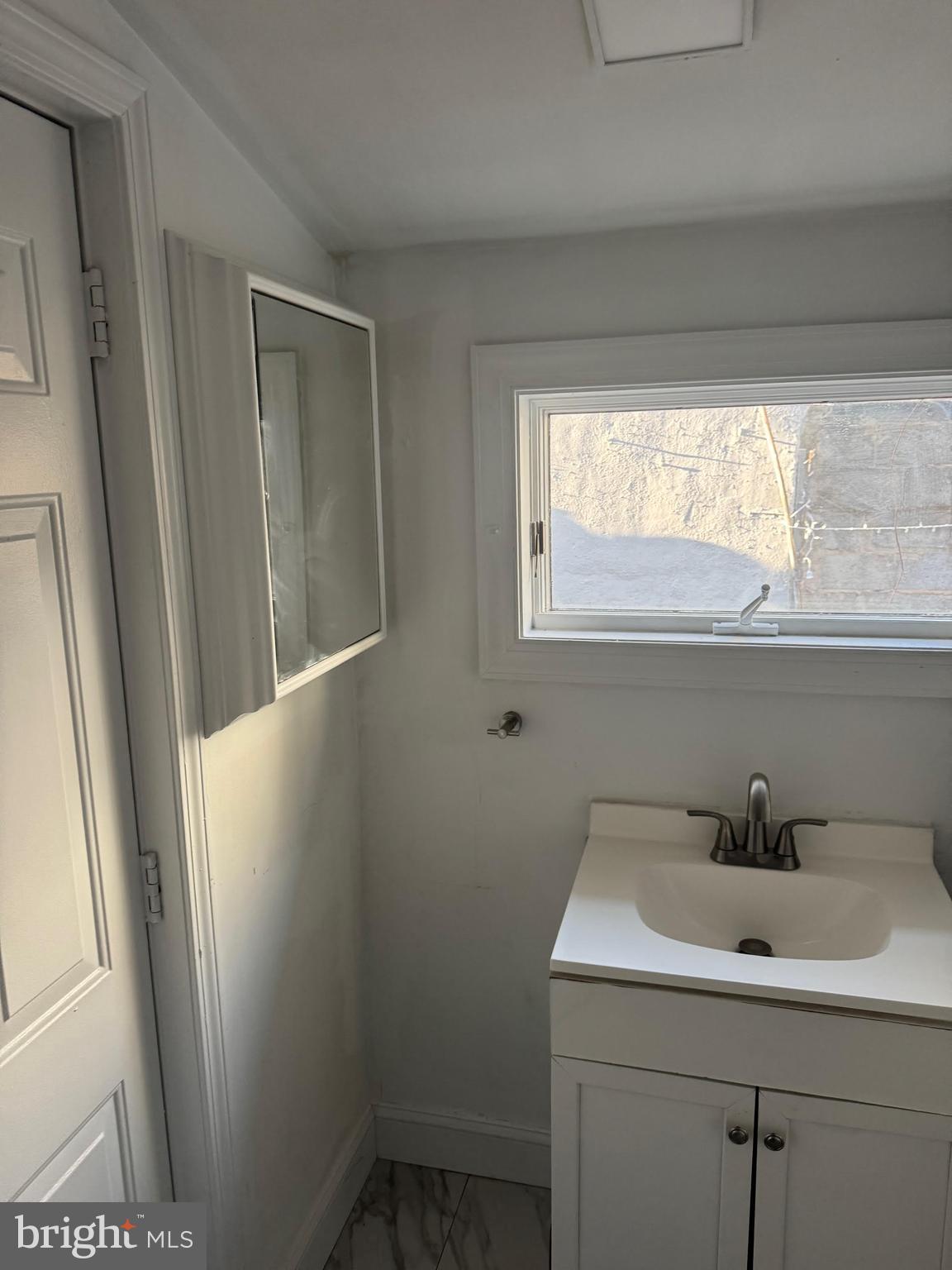 FAIRMOUNT - Residential Lease