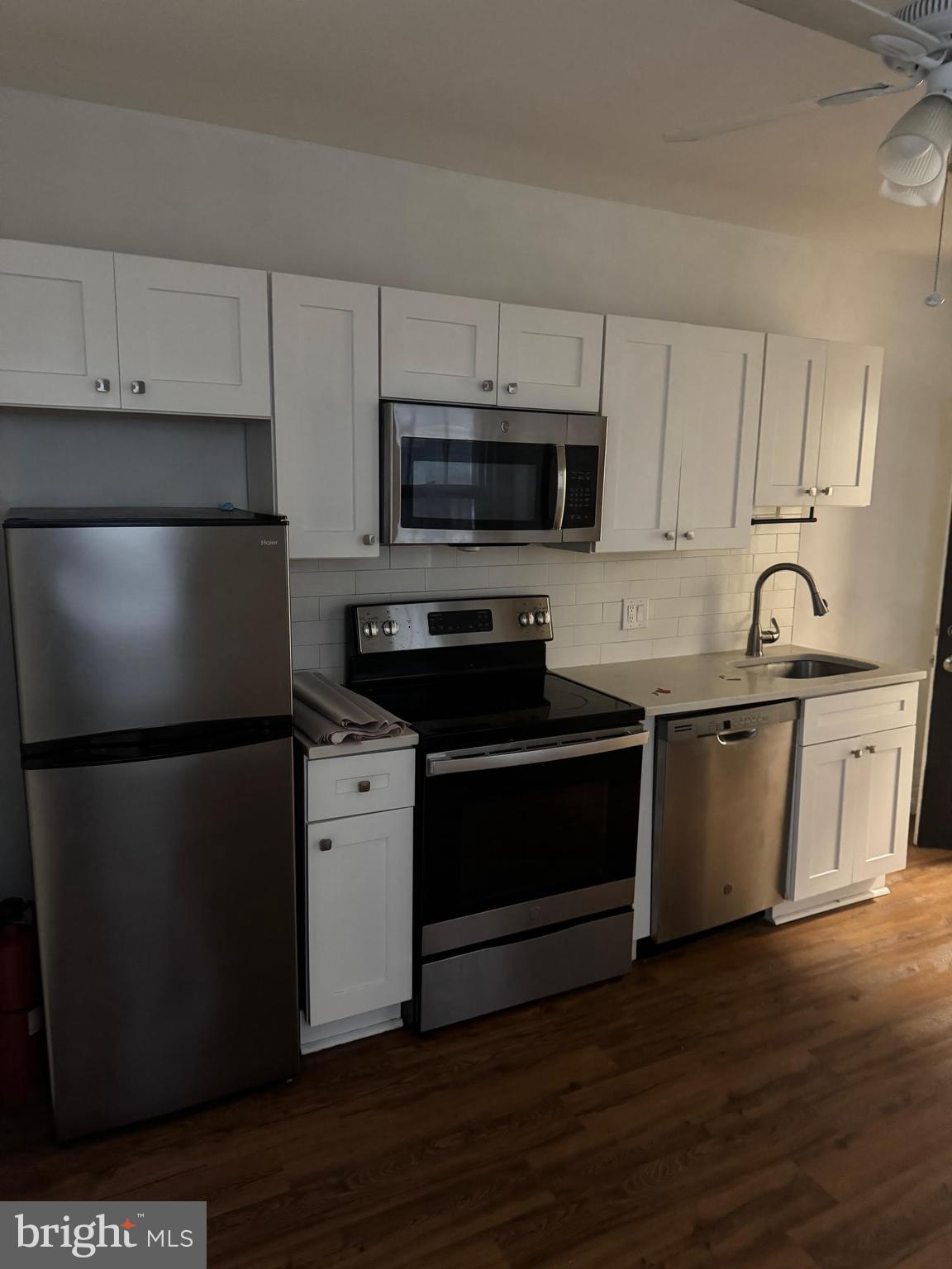 FAIRMOUNT - Residential Lease
