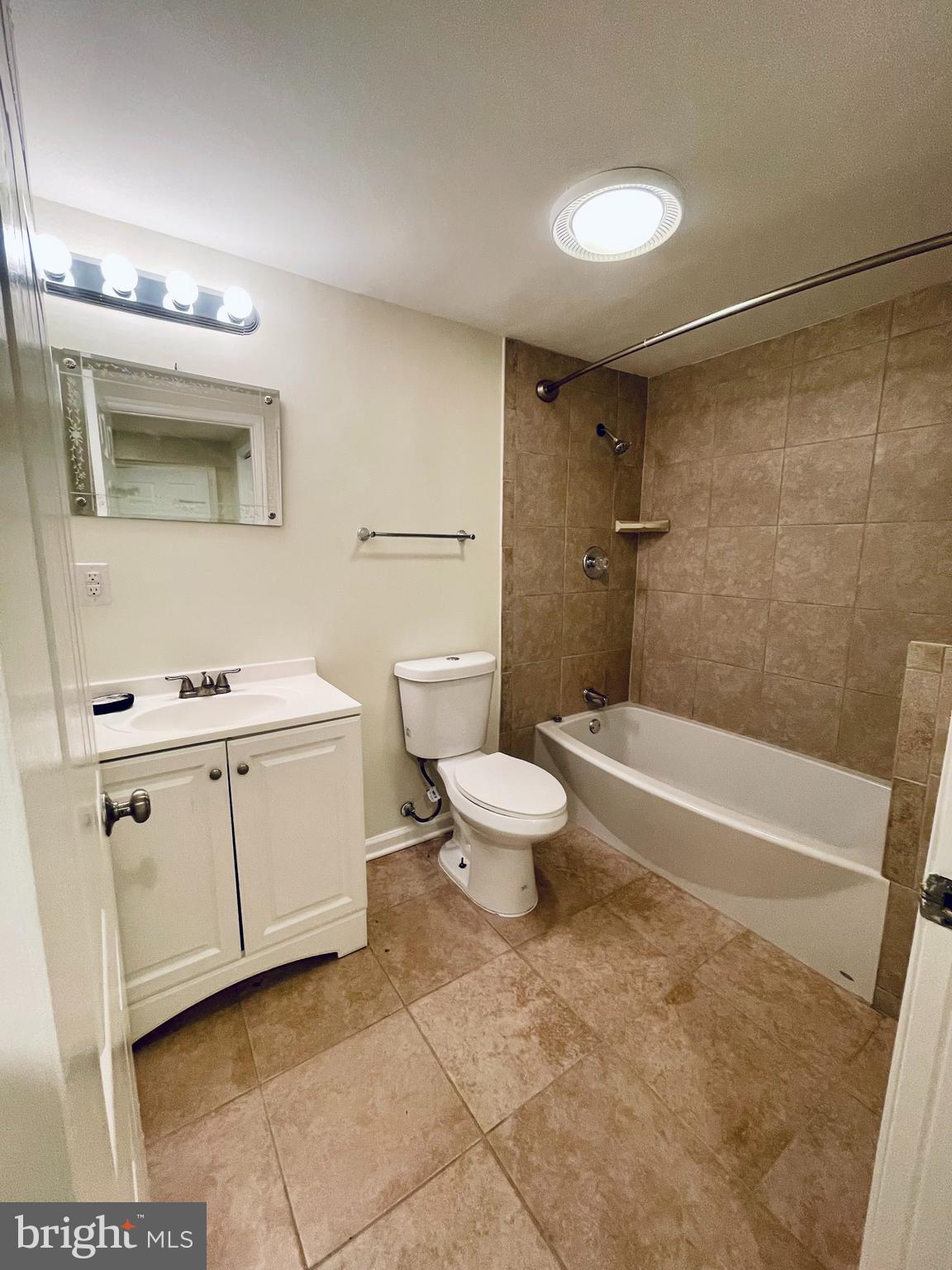 UPPER MARLBORO - Residential Lease