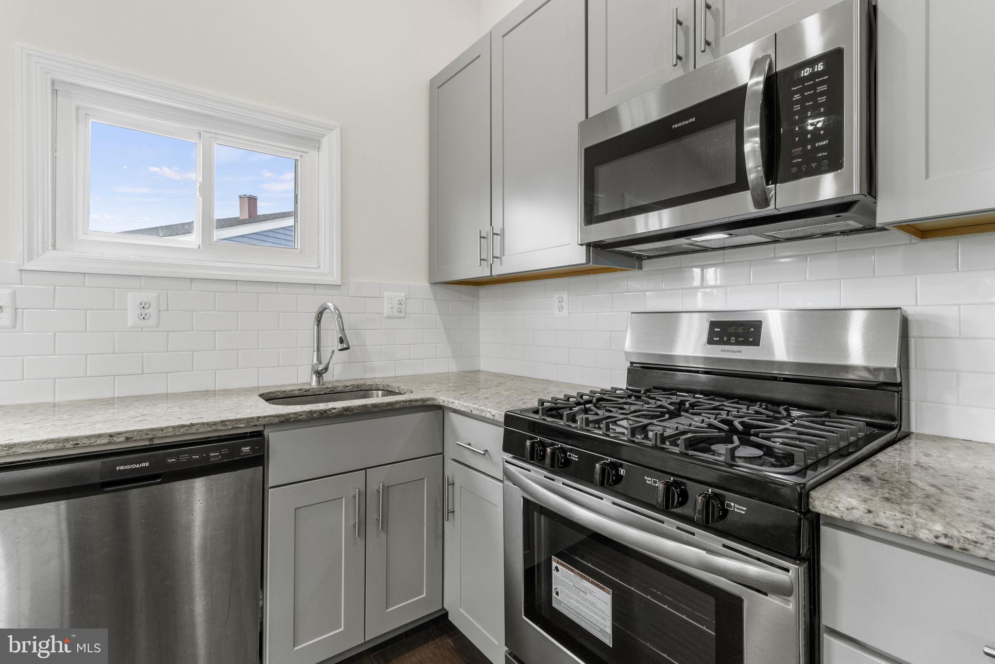 WOODMOOR ESTATES - Residential