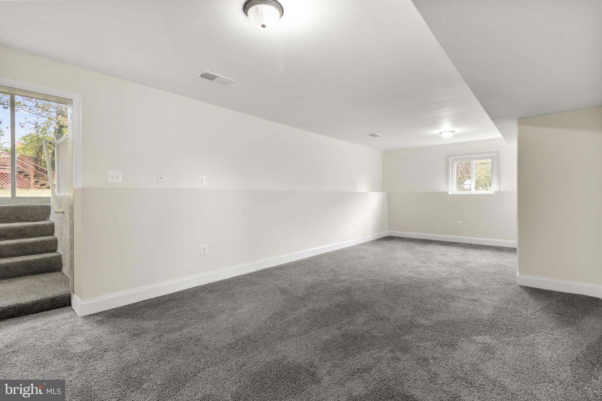 WOODMOOR ESTATES - Residential