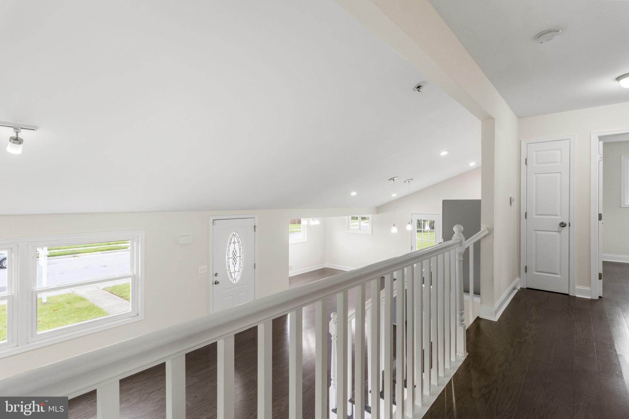 WOODMOOR ESTATES - Residential