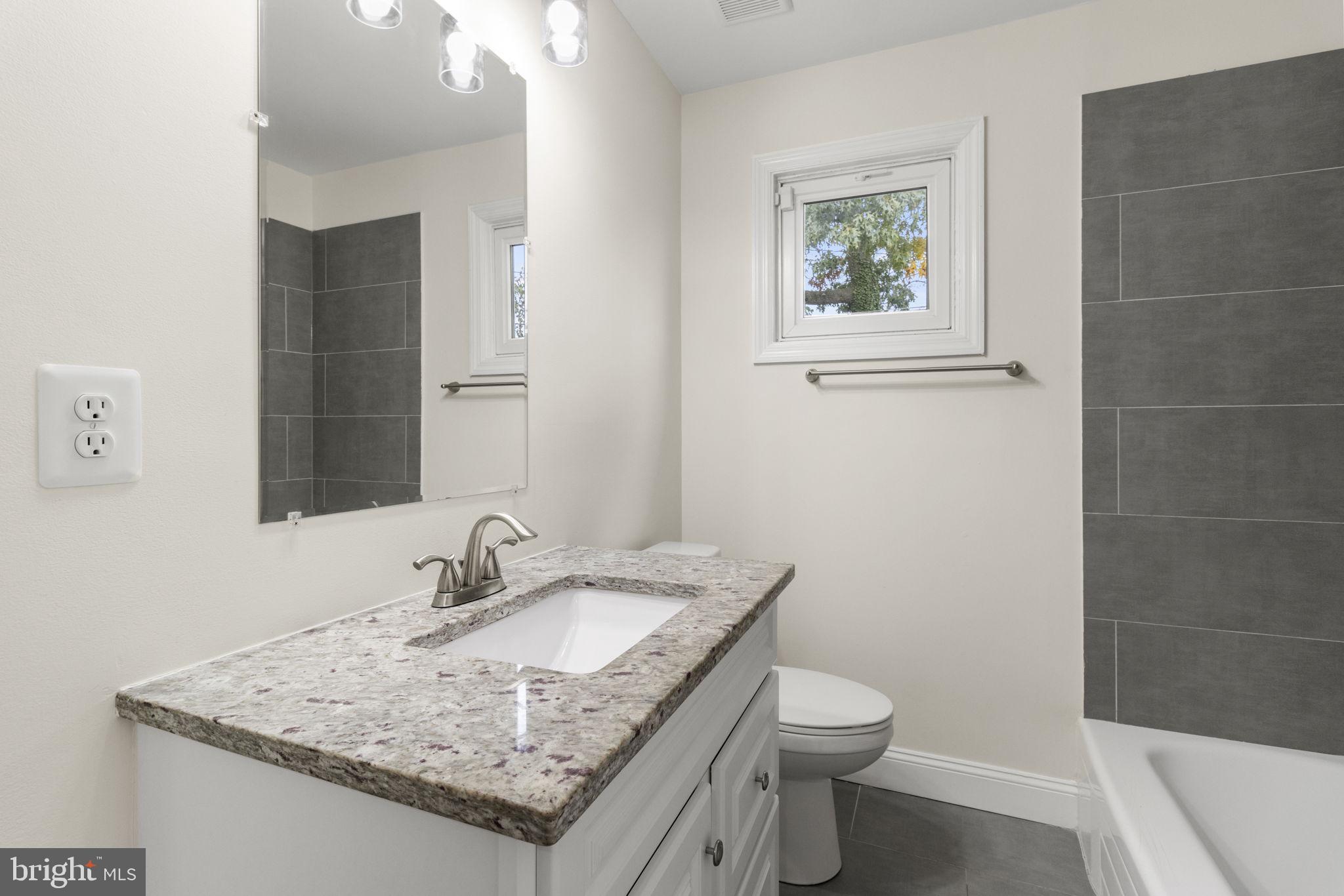 WOODMOOR ESTATES - Residential