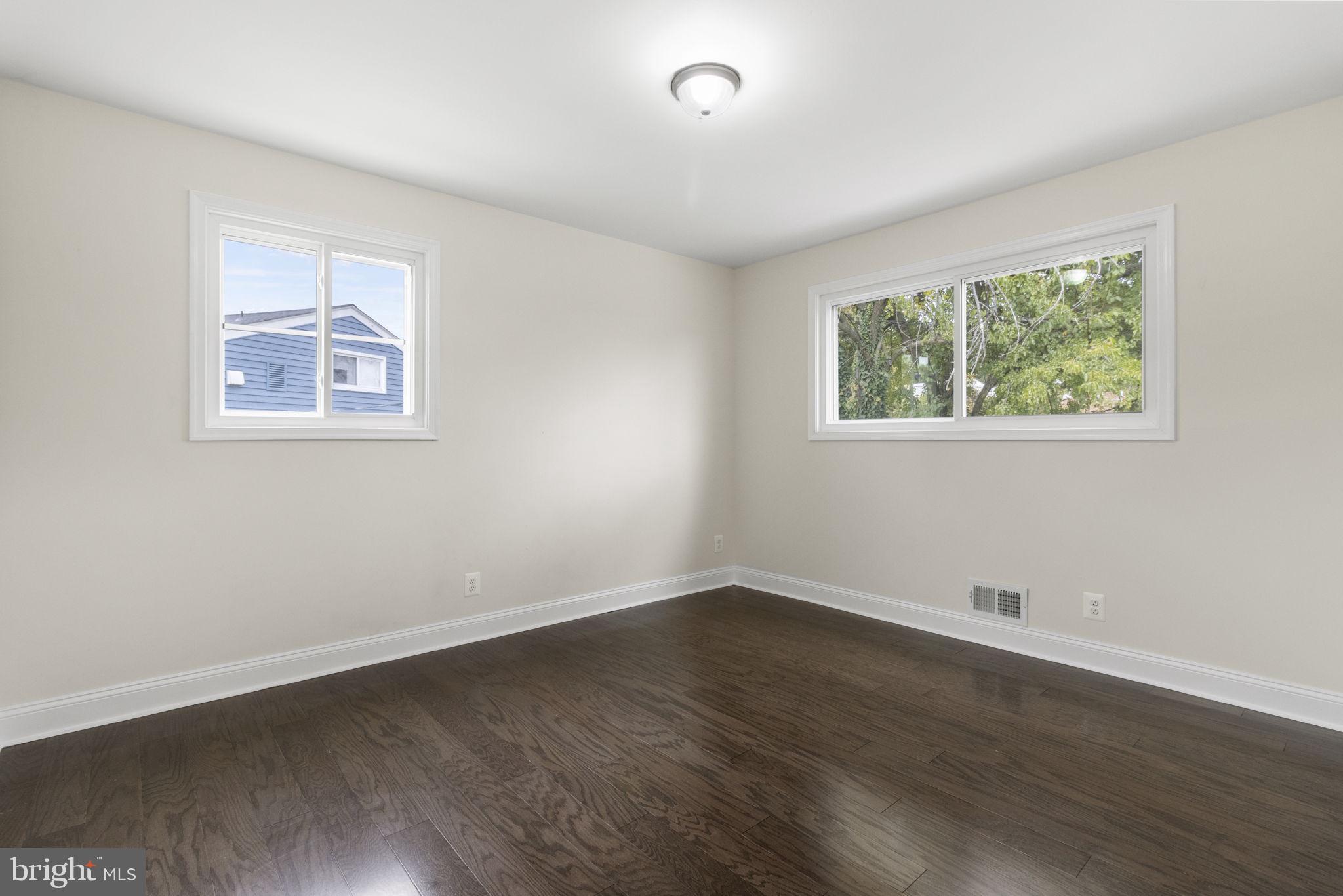 WOODMOOR ESTATES - Residential