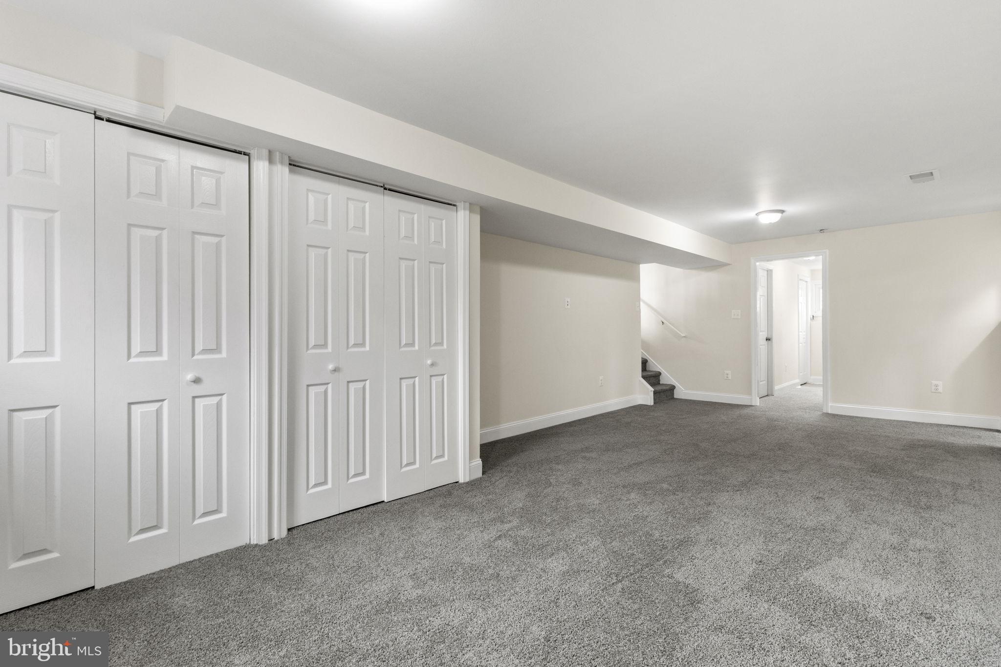 WOODMOOR ESTATES - Residential