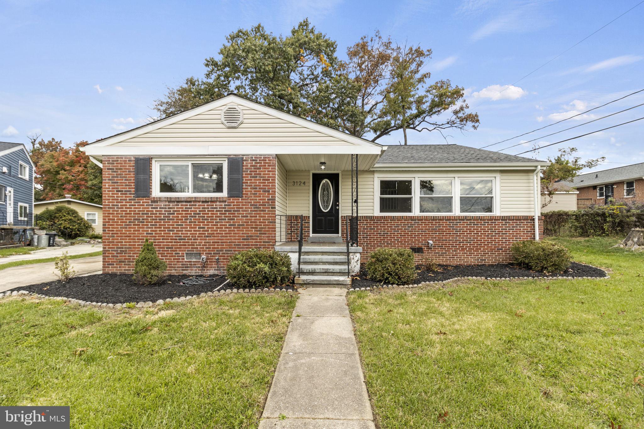 WOODMOOR ESTATES - Residential