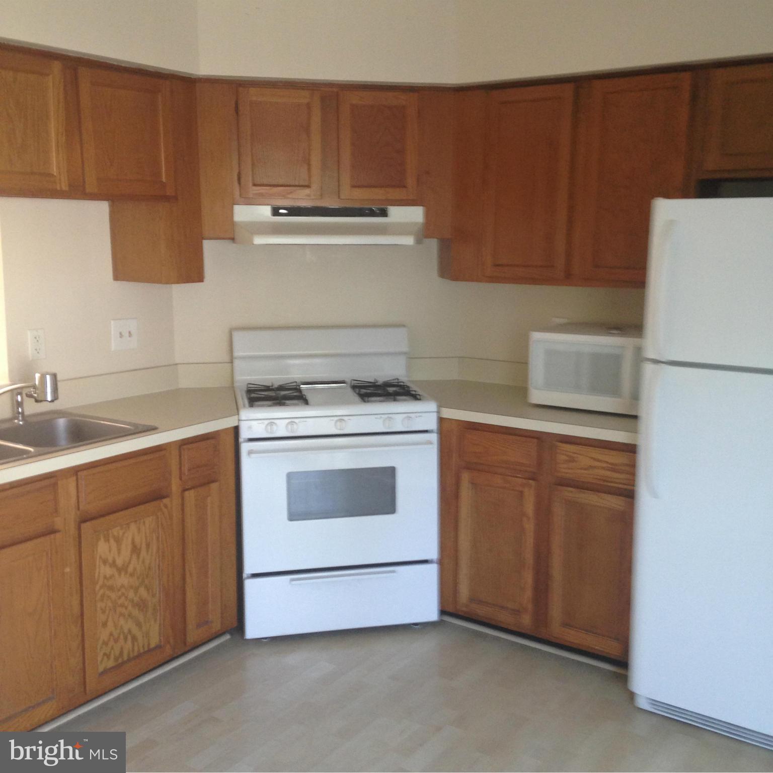 LONDON TOWN WEST - Residential