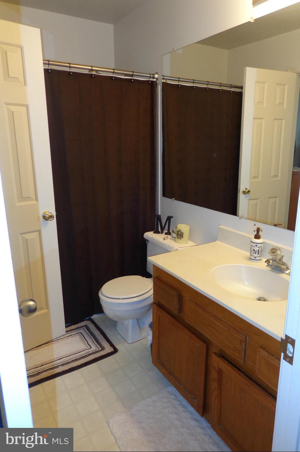 LONDON TOWN WEST - Residential