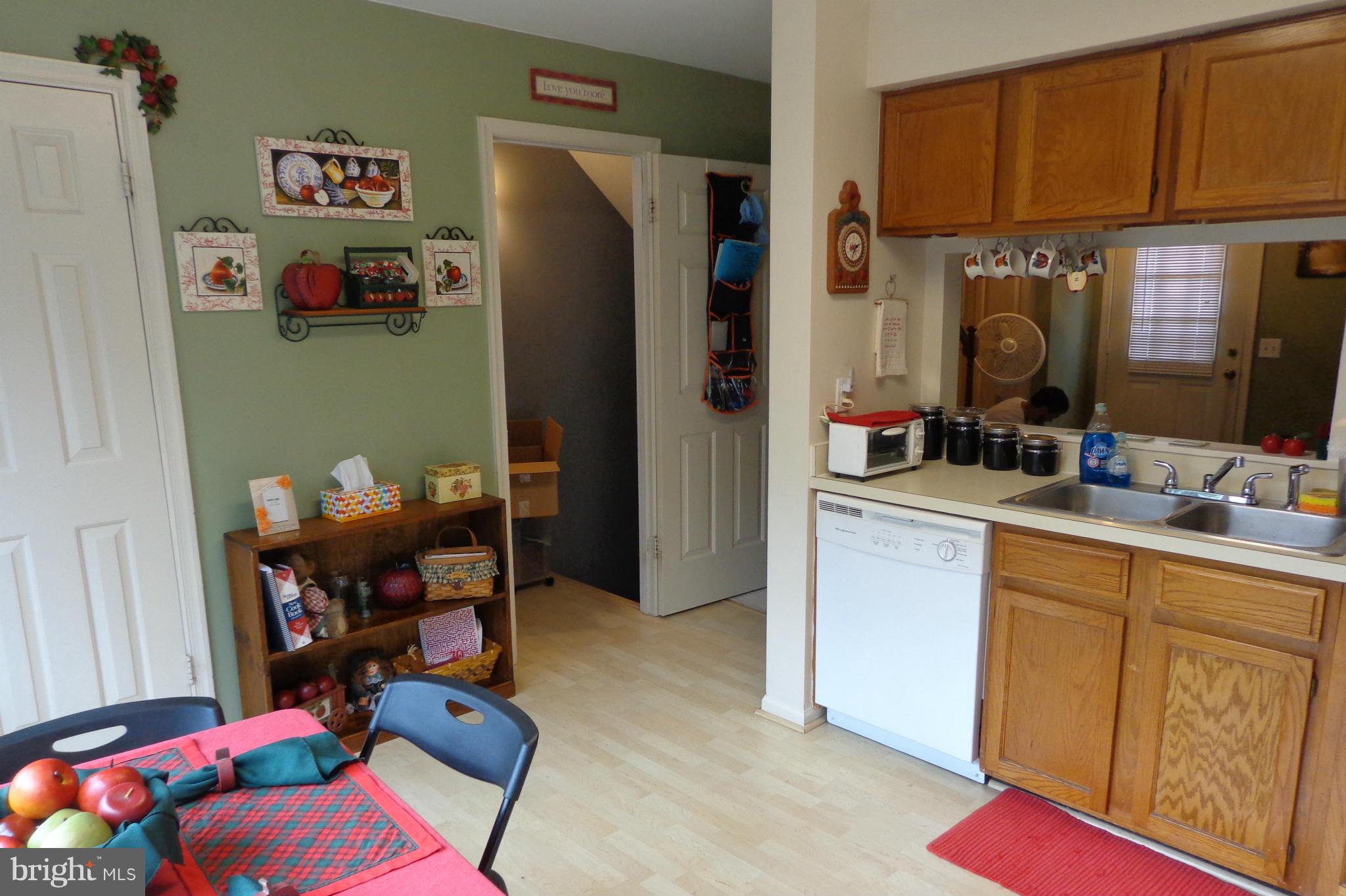 LONDON TOWN WEST - Residential