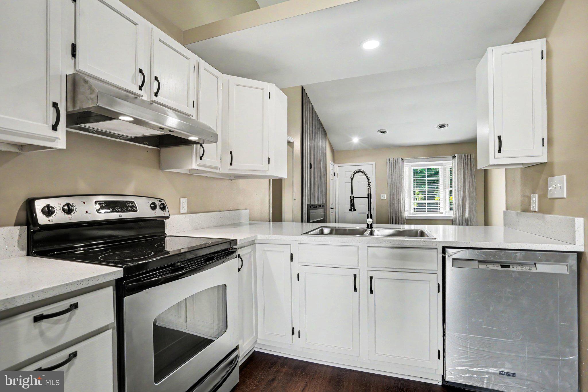 SOUTHPOINT - Residential